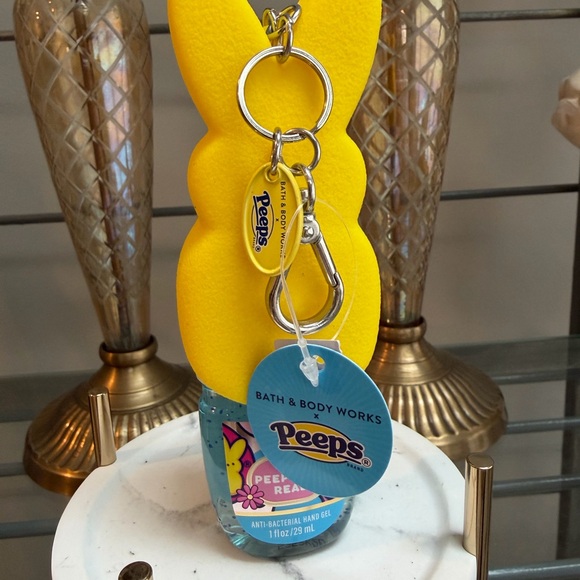 Bath & Body Works Peeps Shea Lounge Socks & Peeps PicketBac Holder & BAC NWT - Picture 4 of 4
